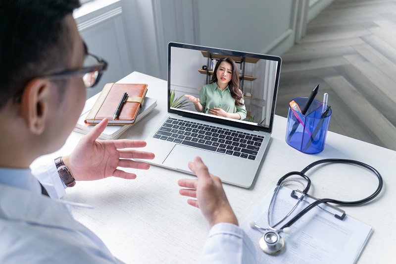 Real-time Health Analytics Dashboard